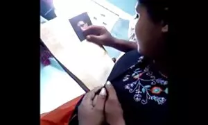 Sự nghiệp mẹ bước vào phòng với con trai nuôi của cô, nơi mà ông đã nói chuyện với bạn gái phim sec nhat bn của mình. Mẹ, bắt đầu cởi quần của cô và thổi kèn. Hiển thị các cô gái tóc vàng làm thế nào để nuốt dương vật, để không làm tổn thương cô ấy, cổ họng. Cậu thích và kết thúc.