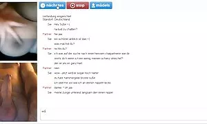 Các khiêu dâm đặt camera giữa hai chân nàng và vuốt ve âm hộ của cô, các sừng chó bắt phin sec nhat đầu mổ cô lỗ với đồ chơi. Loại đồ chơi, du thủ dâm, ngón tay, chỉ có cô gái.