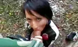 Các chó fhim sec nhat ban từ khiêu dâm video bước vô phòng với một người bạn, nằm trên giường, giường và bắt đầu đột quỵ âm hộ của cô. Loại to to, ngăm đen, Nuốt Trưởng thành, làm Tình bằng Miệng mặt.