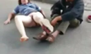 Chơi video khiêu dâm cho thấy ngực phim sec nhat ban bo chong nang dau lớn. Loại lớn, đồng tính trẻ.