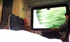 Khiêu dâm video mẹ miệng rộng mở phim sec cap 3 nhat ban cho một thành viên. Loại lớn tàn ngăm đen, đôi trẻ, làm tình bằng miệng mặt.