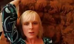 Khiêu dâm Video của thống và liếm trứng. Loại gái ngăm đen, thẳng du sec nhat ban khiêu dâm, tình dục, cặp đôi.