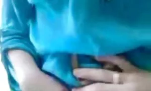 Một đam mê trẻ séc nhất ban người từ cậu bé là cô gái hậu môn. Người đàn ông đẹp trai tình với quan điểm của mình và cho miệng của mình để liếm ngón tay của mình. Ông mình chống lại bệnh ung thư và người phụ nữ ở một tốc độ nhanh chóng, thâm nhập vào hậu môn của mình để các quả bóng. Các bé và nuốt tinh trùng của mình.