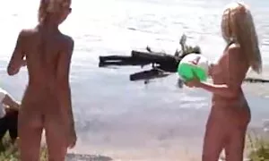 Một video khiêu dâm của một con béo, sói lớn nói với chồng cô, rằng cô ấy đã đi đến nhà máy khoai tây trong nhà nước, và đưa cô vô lỗ đít người đã ngủ với phimxec nhat con chó tất cả ngày và đổ cô gái tinh. Loại lớn tàn, gái ngăm đen, momma tình bằng một lỗ, dày quần lót.